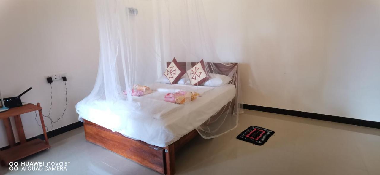Dulmini Homestay Ella Zewnętrze zdjęcie